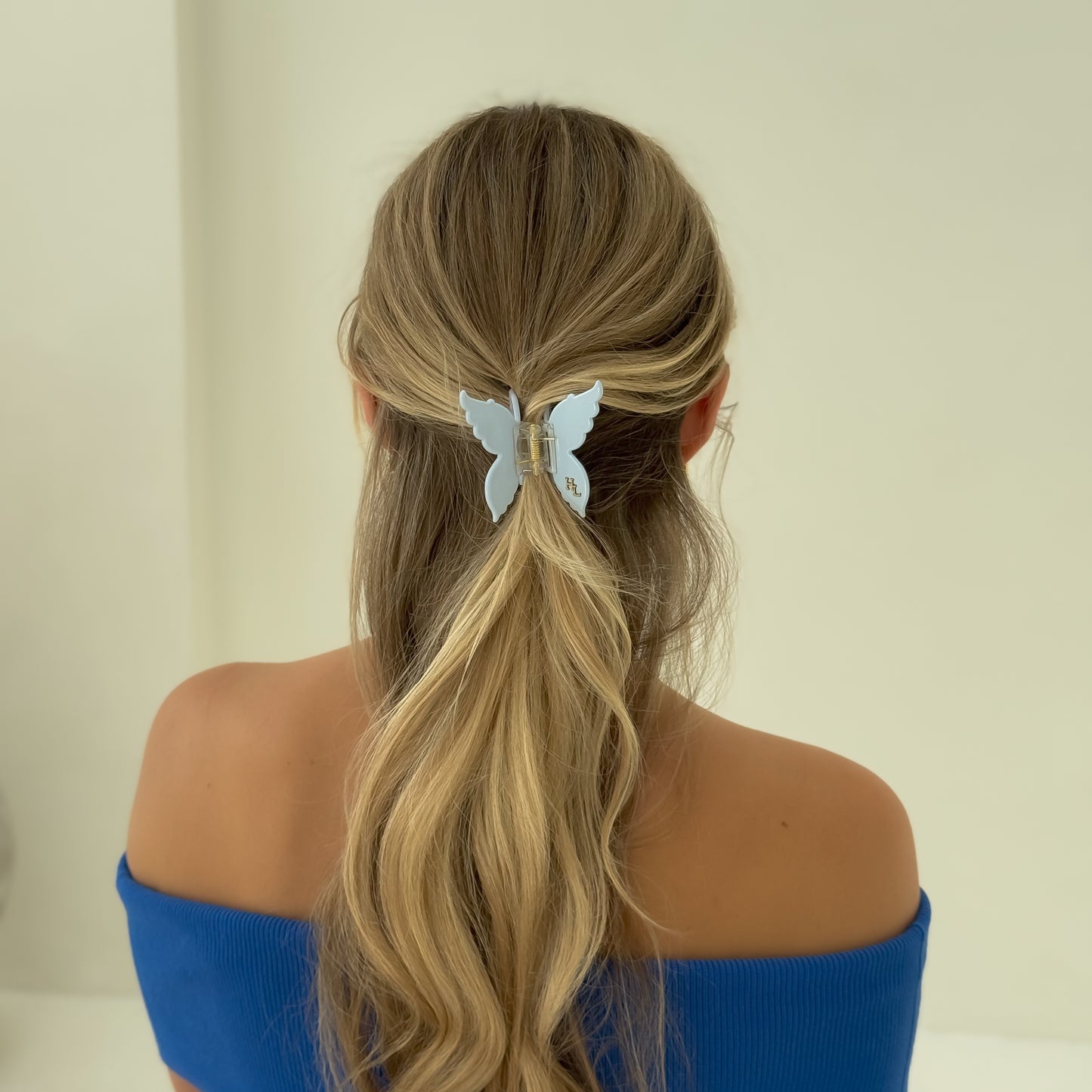 Ecofriendly Acetate Butterfly Claw - Arctic Blue