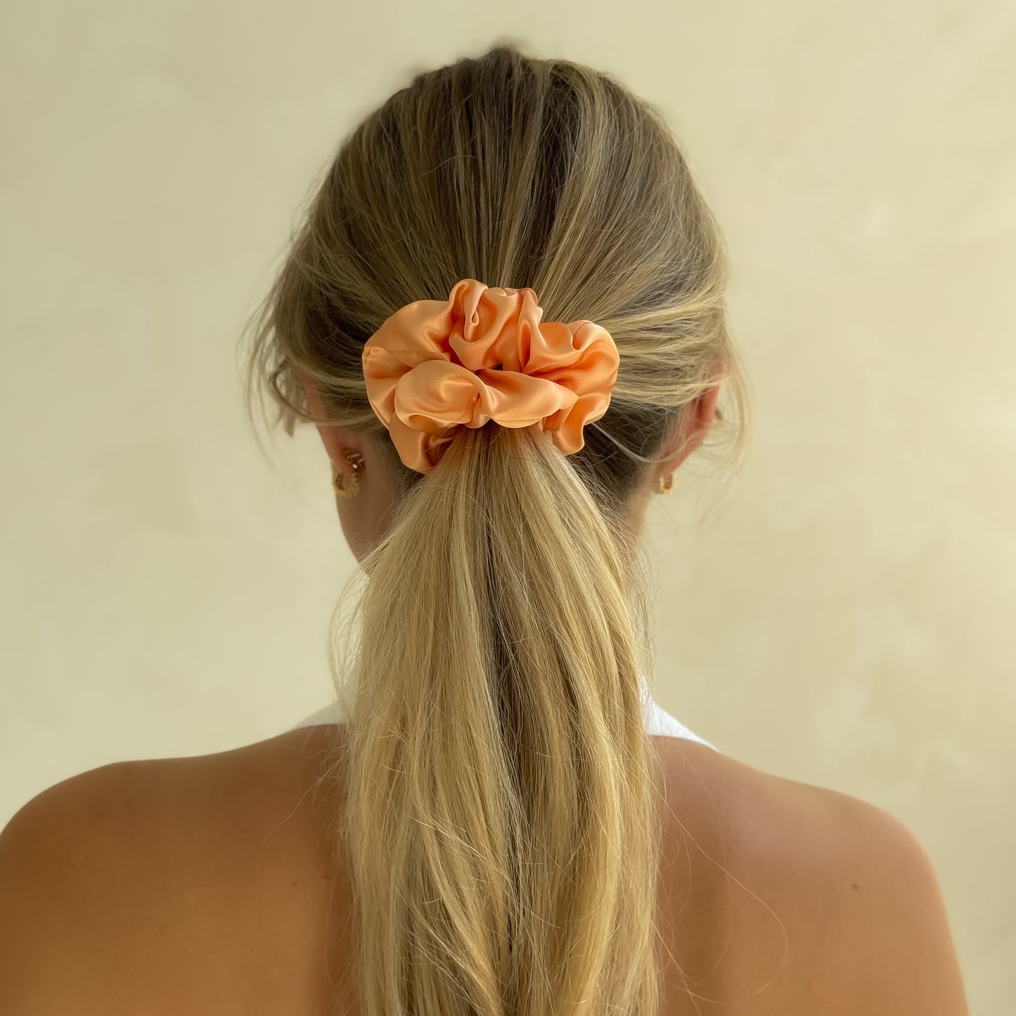 Organic Premium Silk Scrunchie - Peach