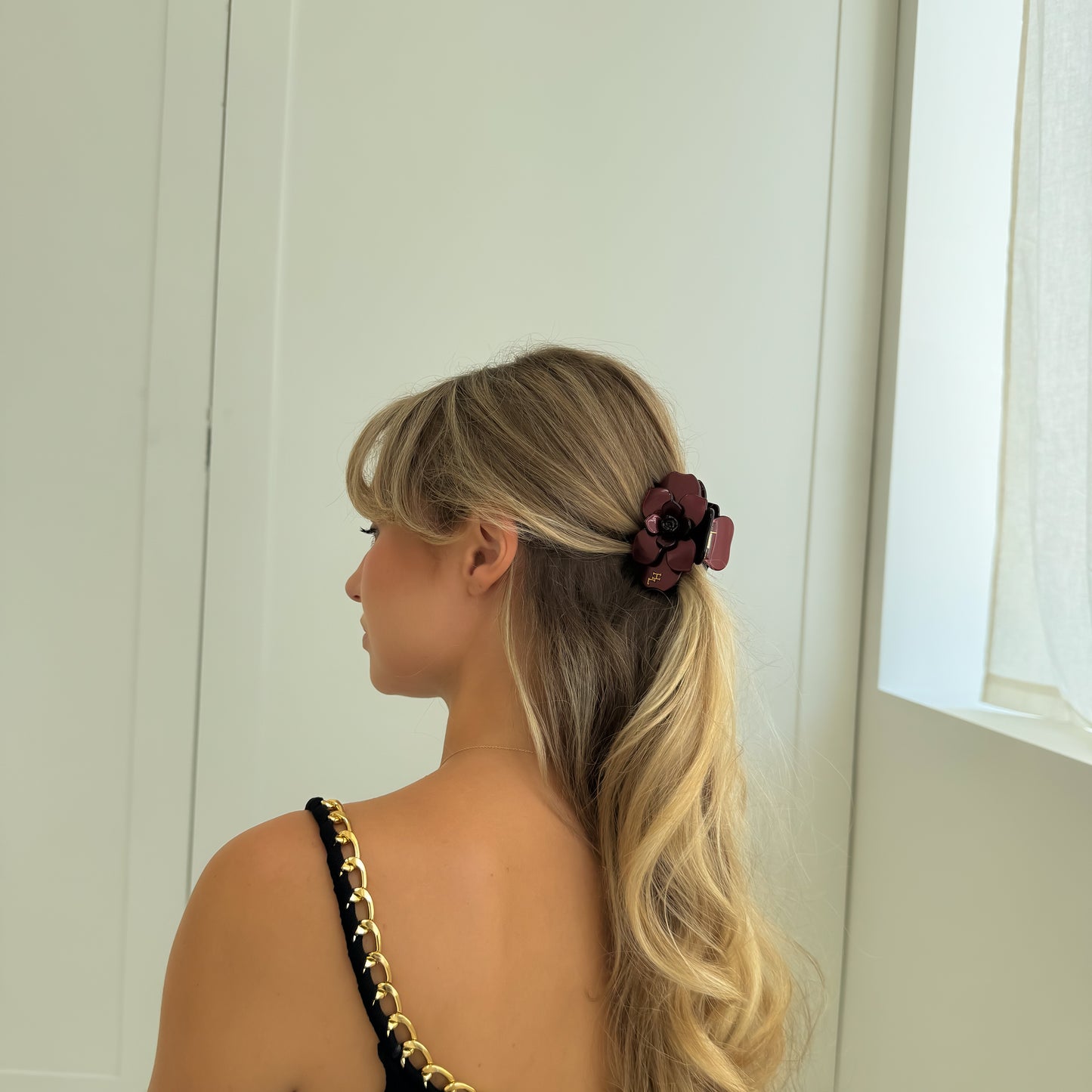 Acetate Magnolia Claw - Black Cherry