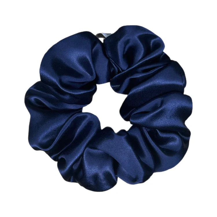 5 Reasons Why Silk Scrunchies will Become Your Favorite Hair Accessory