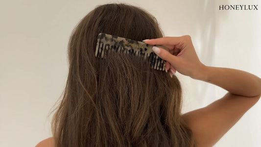 benefits-of-tortoise-shell-combs-hair-care