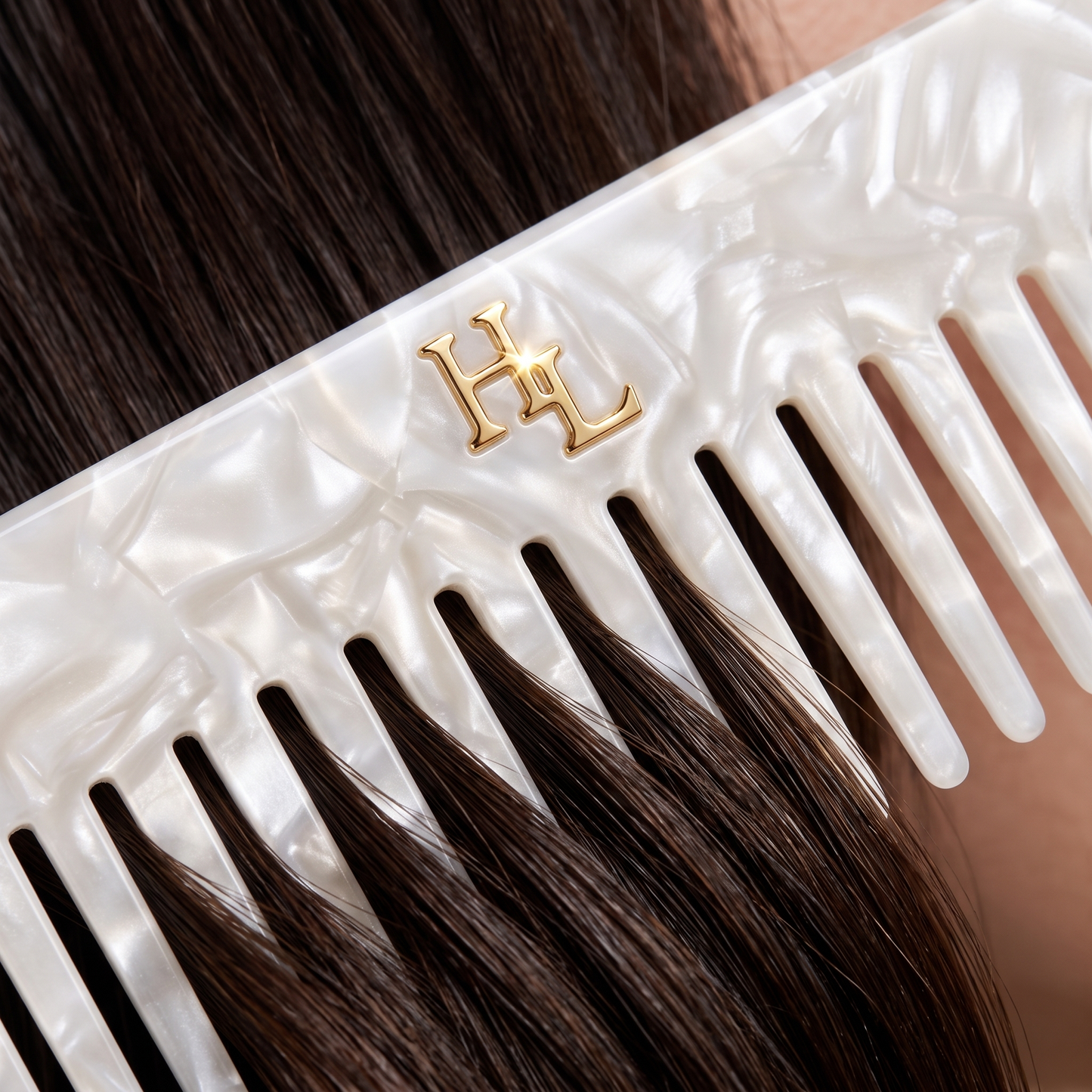 Acetate Detangling Comb - White