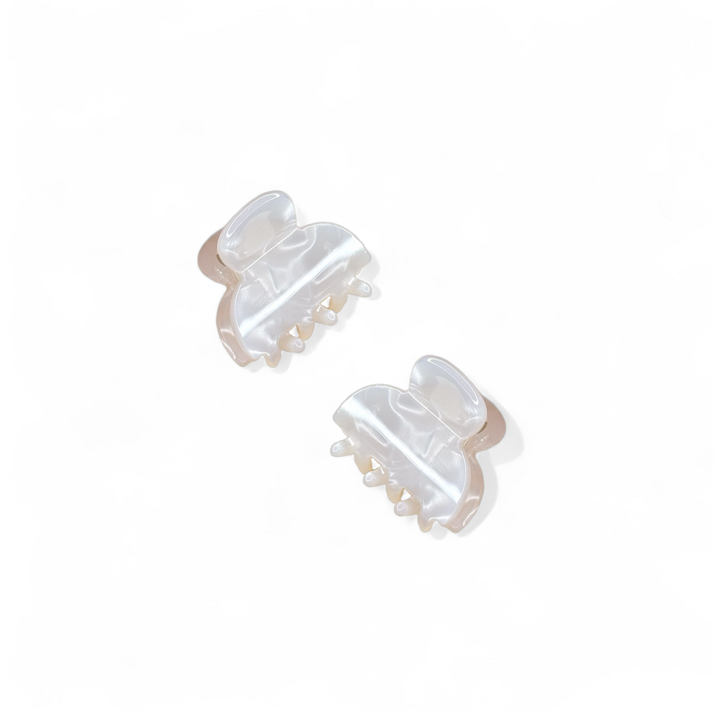 Ecofriendly Acetate 2 Pack Mini Claws - White