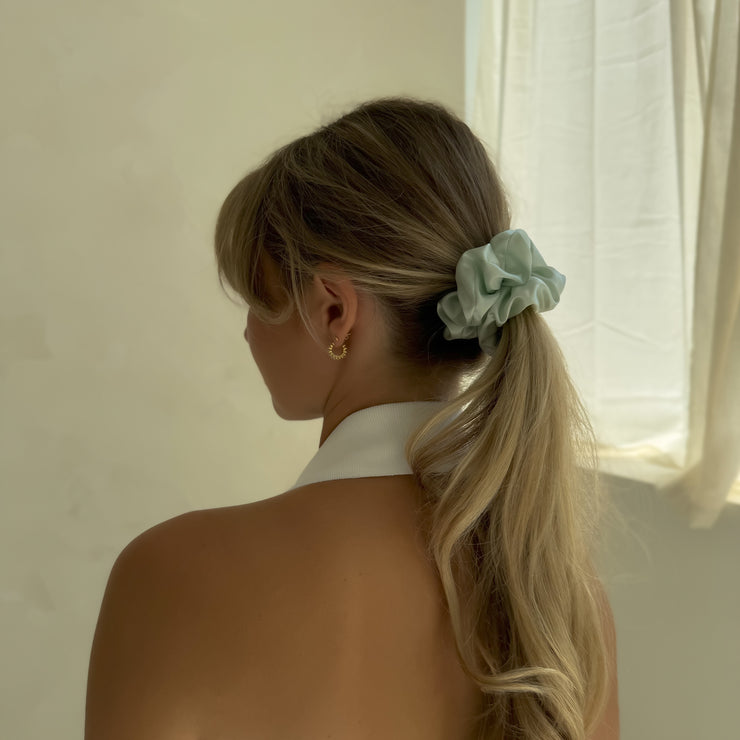 Organic Premium Silk Scrunchie - Wintergreen