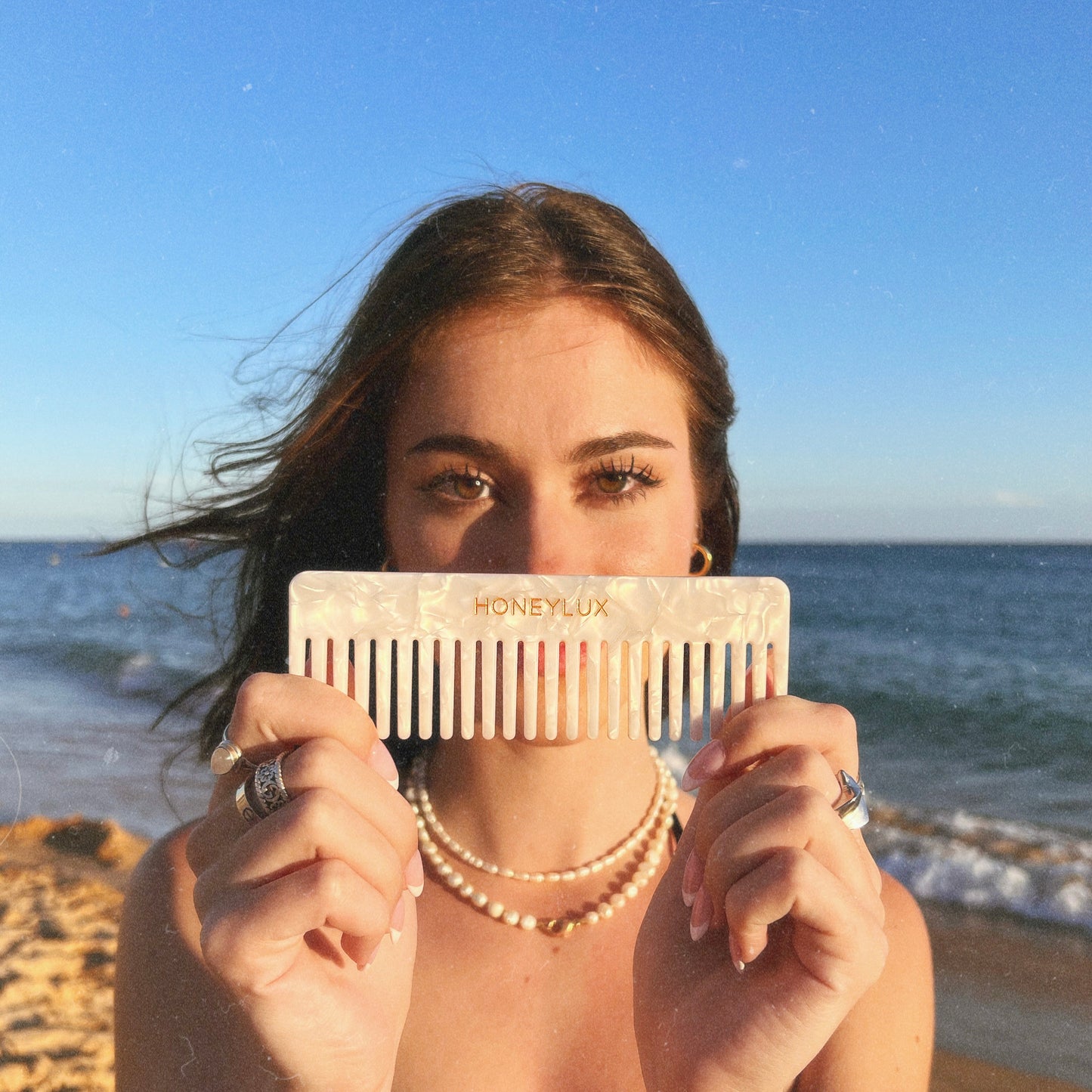 Acetate Detangling Comb - White Pearl