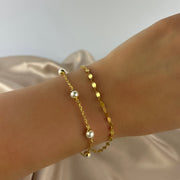 Dainty Pearl Gold Bracelet